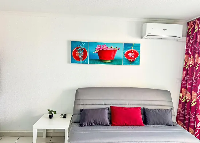 Le Village - C9 279 By Interhome Saint-Raphaël